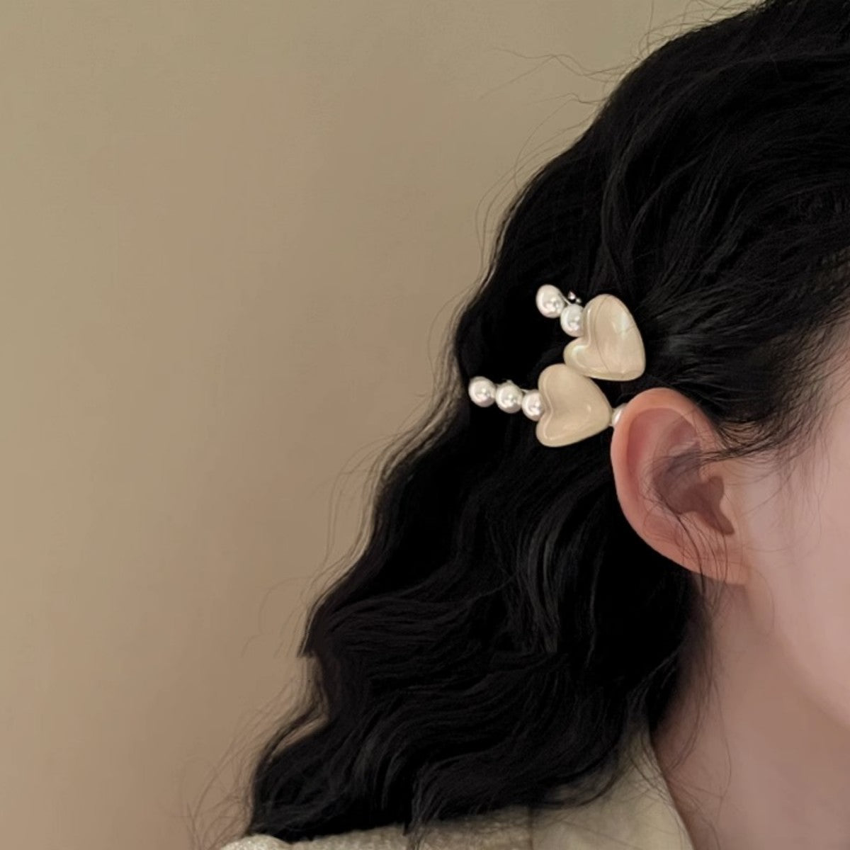 Sweet Side Forehead Flower Barrettes Female