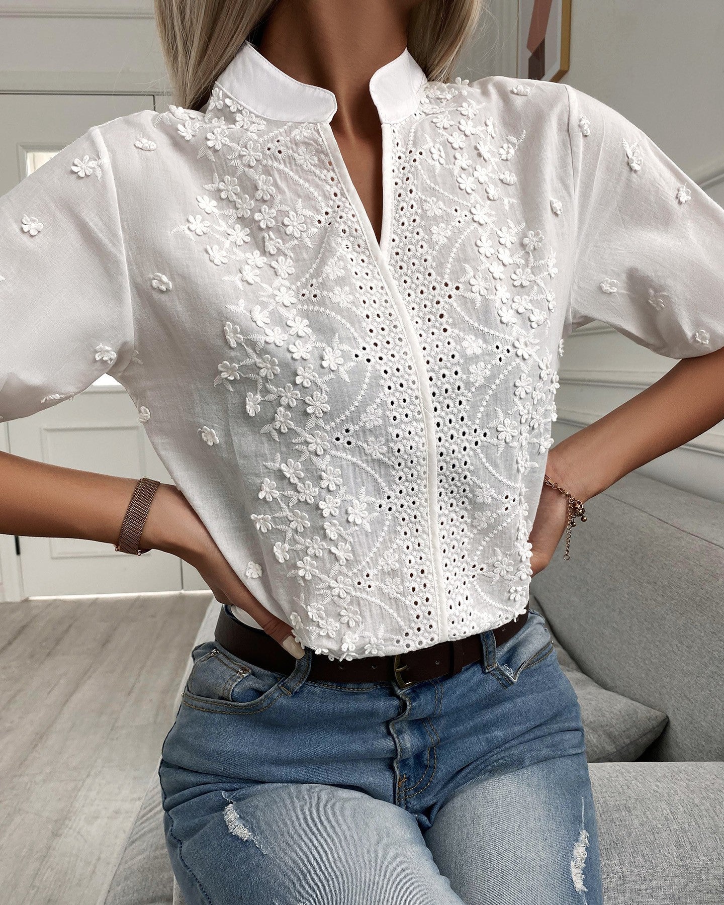 Sommer Damen V-Ausschnitt Stehkragen Ösen Stickerei Spitze Top Shirt