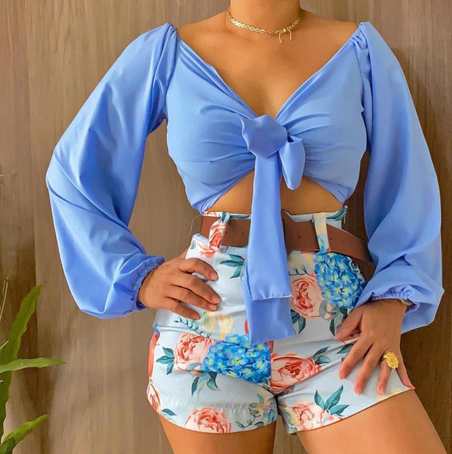 Women Sexy Cropped Lace Up Knot V Neck Top With Printed Shorts Suit Two Piece Set