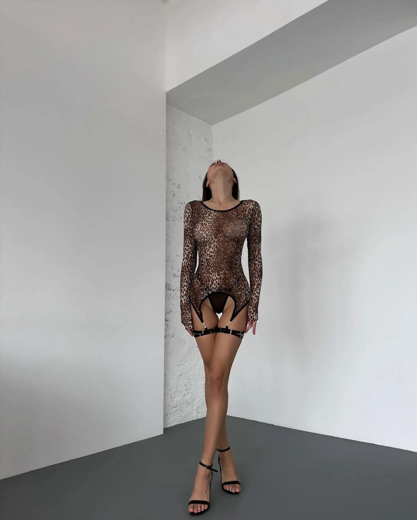 Leoparden-Körperanzug, sexy Animal-Print, figurbetonte Tops, enge Langarm-Fantasie-Bodysuit, Spitze, versautes Sissy-Outfit 2023