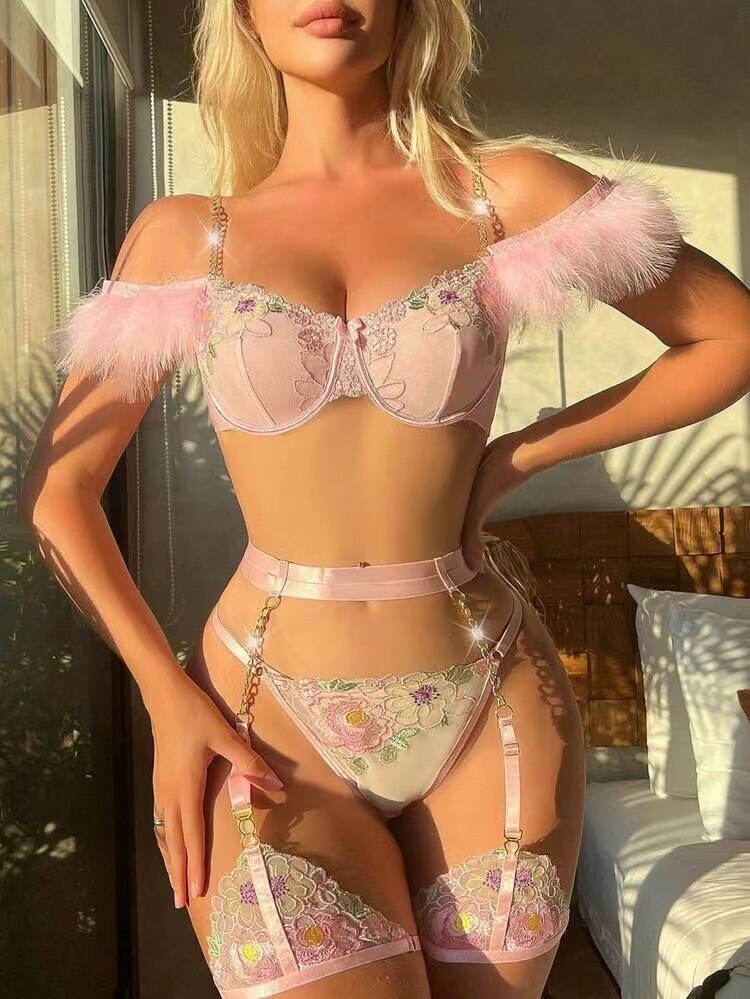 Lencería de plumas, encaje Floral, ropa interior elegante, Kit de sujetador, productos íntimos push-up, conjuntos de hadas rosa claro, traje de lujo