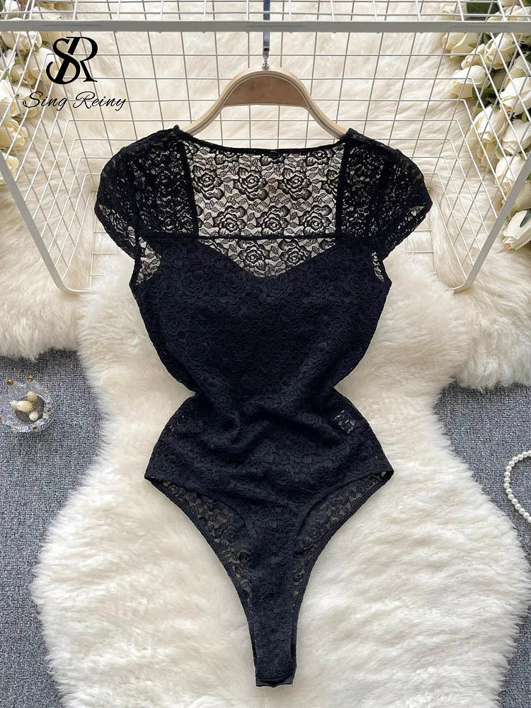 2023 frauen Sheer Spitze Playsuits Squre Neck Kurze Ärmel Bogen Hotsweet Schlank Strampler Mode Koreanische Sexy Strand Bodys Wanita