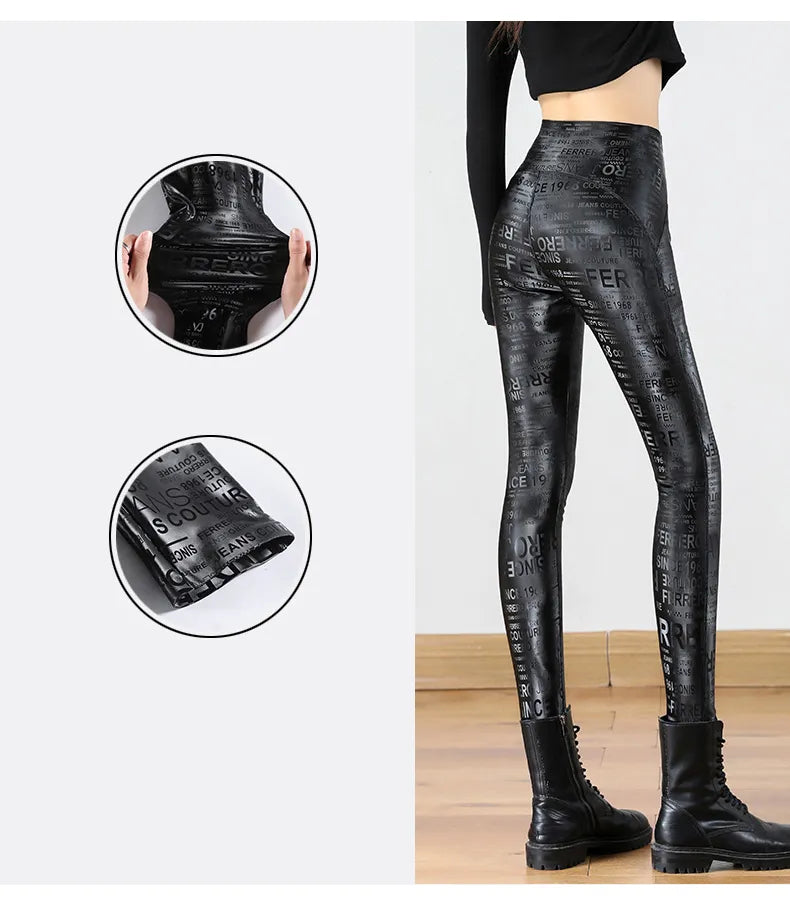 Leggings de cuero elásticos con grafiti y letras para mujer, mallas de lana ajustadas cálidas de cintura alta para otoño e invierno, pantalones pitillo de PU para motocicleta