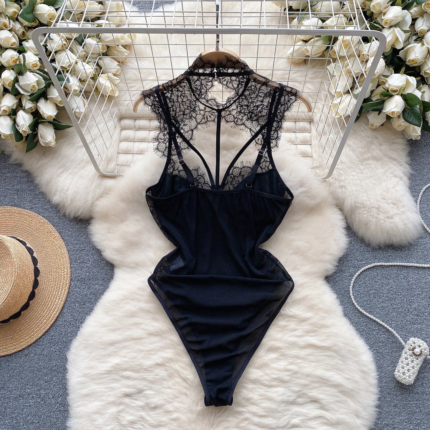 Fashion Mesh Lace Bodysuits Hook Flower Hollow Transparent Backless Slim Sexy Rompers Women Sheer Sensual Playsuits Wanita