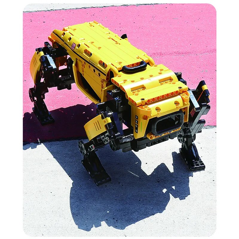 MOULD KING 15066 High-Tech Toys The APP&RC Motorized Boston Dynamics Big Dog Model AlphaDog Building Blocks Bricks Kids Gifts