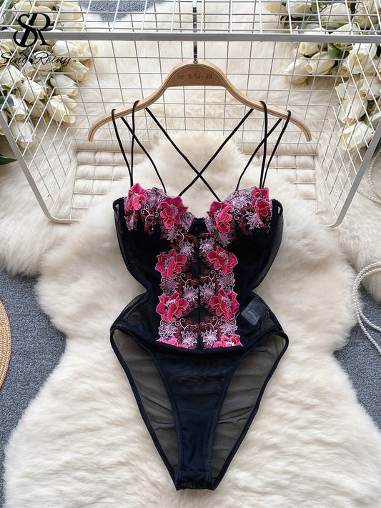 Fashion Mesh Sheer Sensual Bodysuits Slim Sexy Embroidery Spaghetti Strap Rompers Senior Women Floral Lace Playsuits Wanita