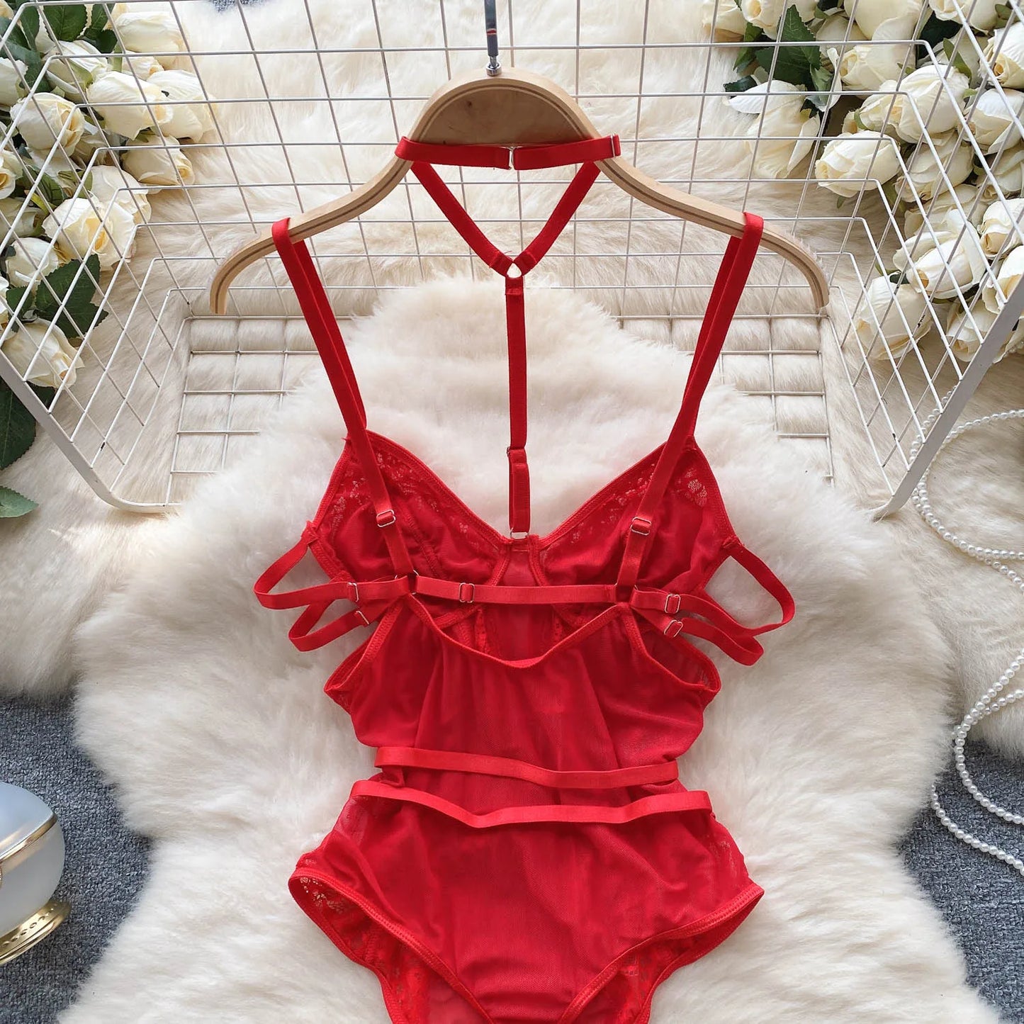 Frauen Sinnliche Aushöhlen Playsuits Weibliche Halter Strap Transparent Dünne Schlanke Overalls 2023 Mesh Spitze Sexy Bodys Wanita