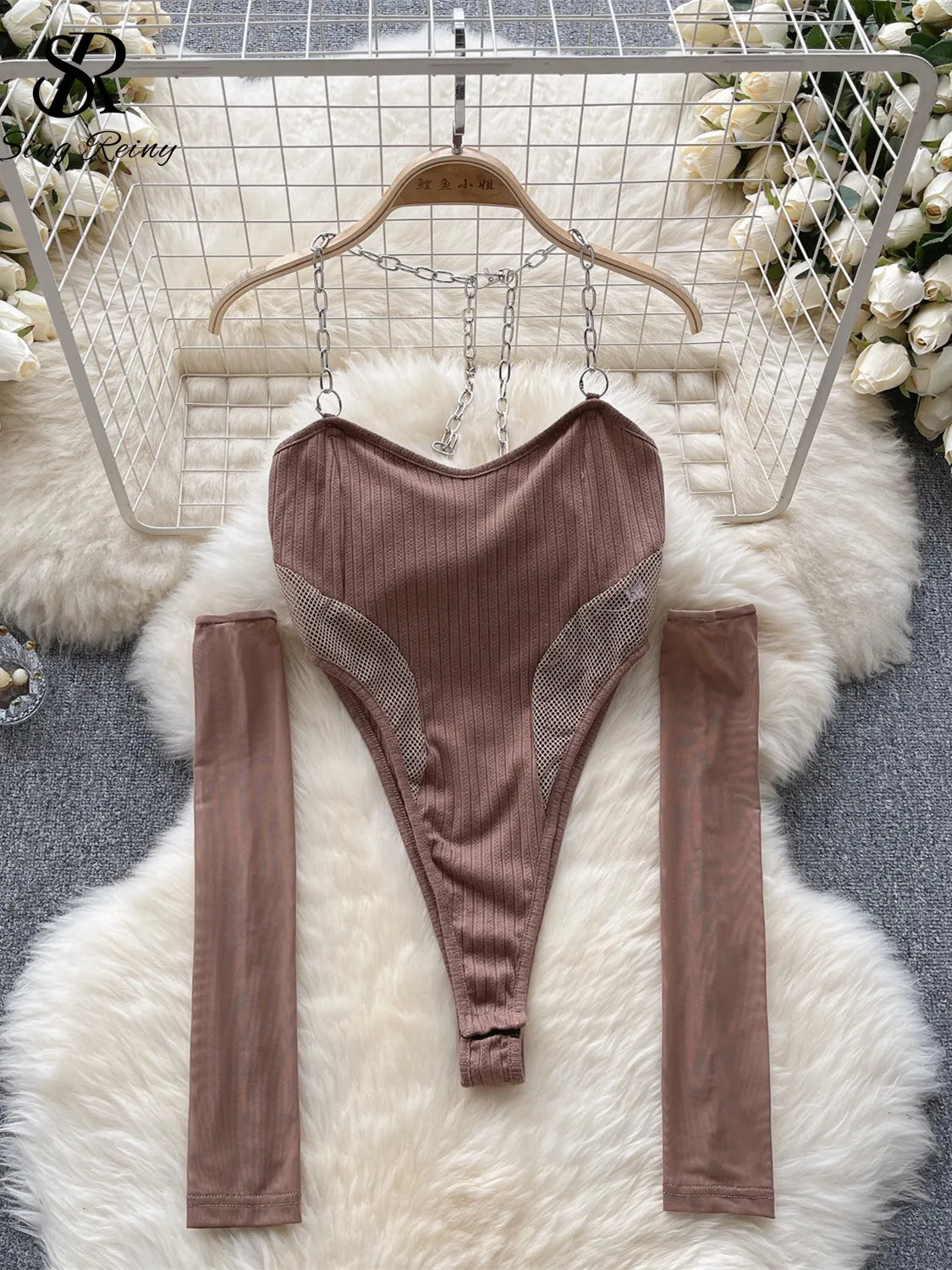 Fashion Sexy Halter Bodysuits Women Backless Chain Hollow Out Sleeve Design 2023 Trend Slim Sensual Top Y2K Playsuits Wanita