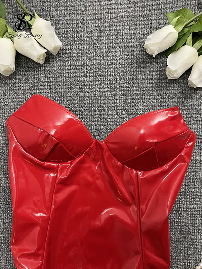 Trägerloser PU-Leder-reizvoller Spielanzug-Frauen-elastischer Taillen-dünner rückenfreier Overall Streetwear-französischer Retro- Strand-Bodysuit Wanita