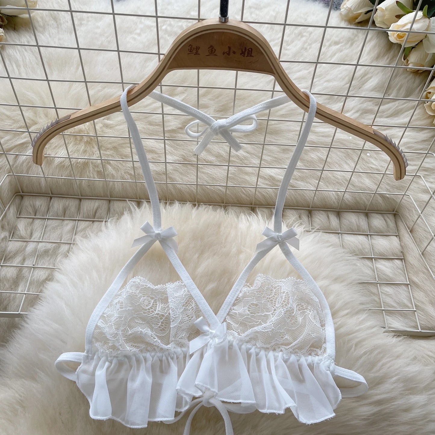 Transparente Spitze, sexy Unterwäsche, Anzüge, neue Damen-Mesh-Rüschen, Neckholder-Mini-BH + Perlen-Tangas, aushöhlen, Nachtanzüge, Wanita