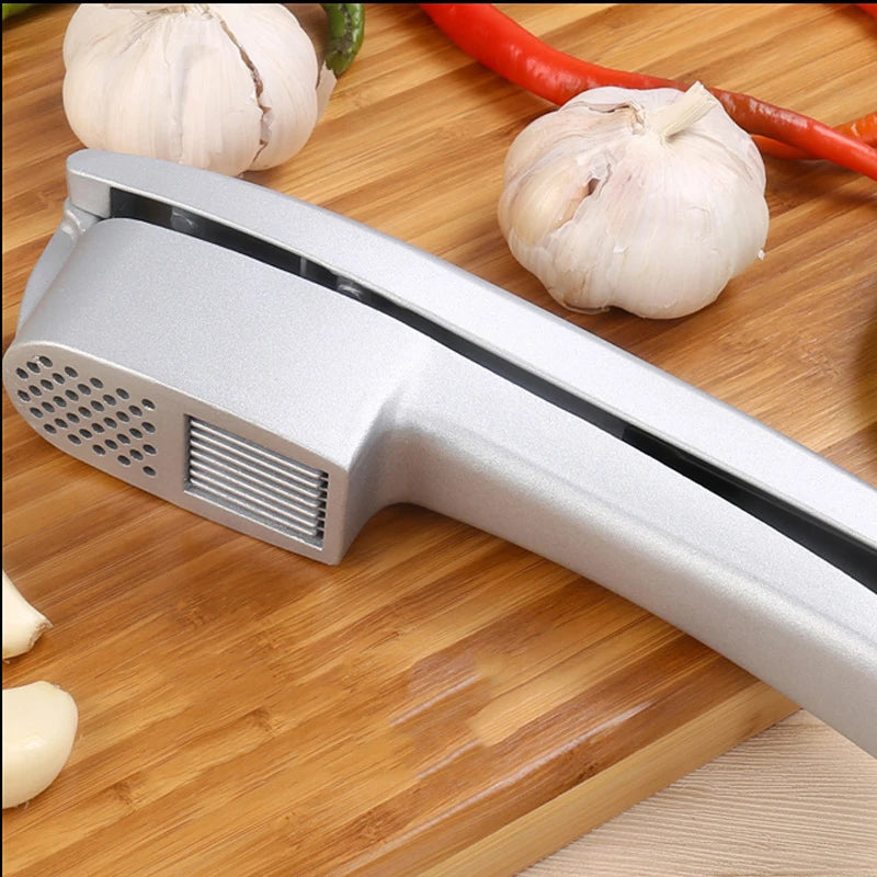 2 In 1 Multifunctional Garlic Press Garlic Slicer Zinc Alloy Manual Kitchen Gadget and Accessories  Gadgets for Home