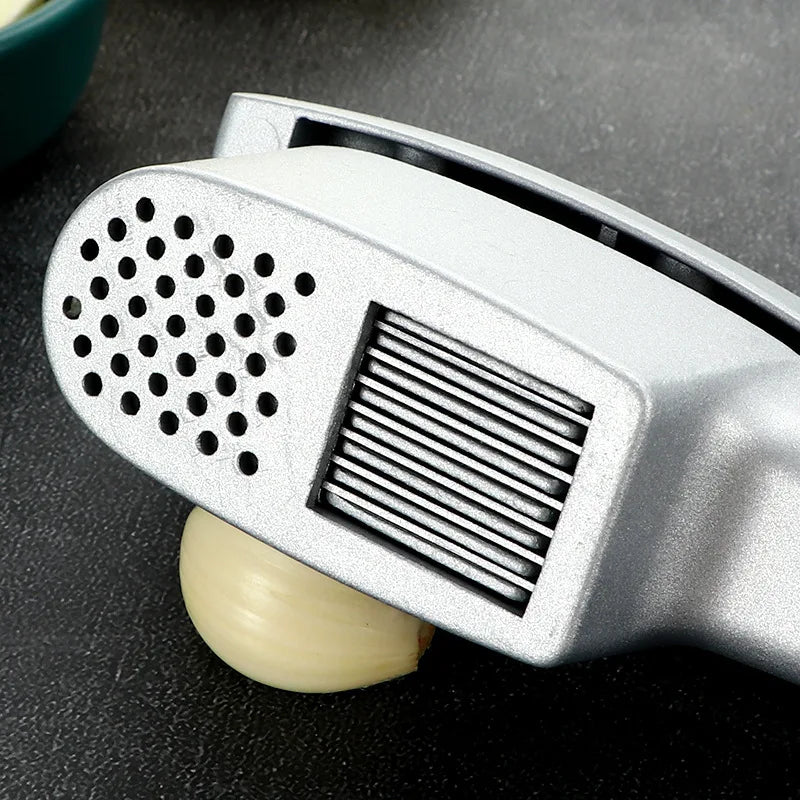 2 In 1 Multifunctional Garlic Press Garlic Slicer Zinc Alloy Manual Kitchen Gadget and Accessories  Gadgets for Home