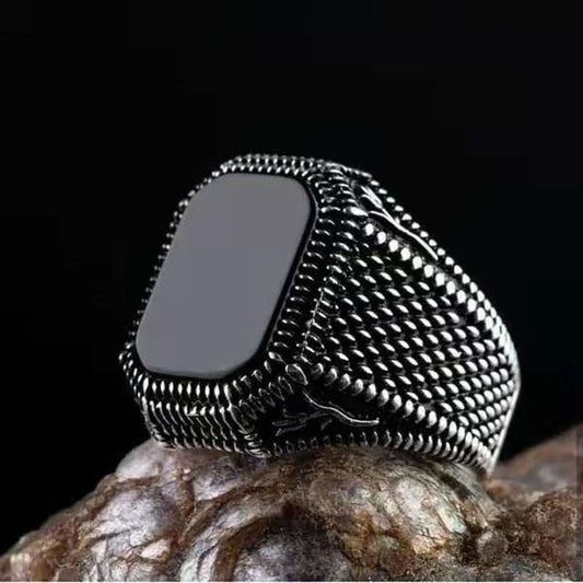 Modischer und großzügiger natürlicher schwarzer quadratischer Achat-Ring für Herren, Vintage-Verlobungsring mit schwarzem Edelstein, personalisierter Punk-Schmuck