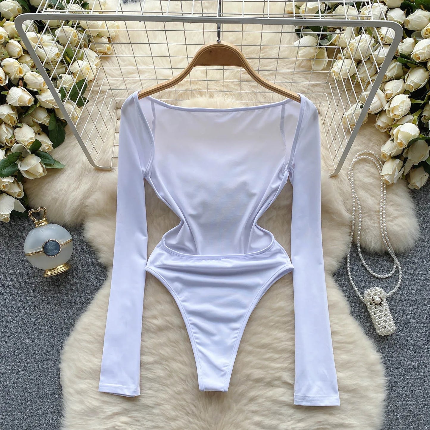 Fashion Simple Style Sexy Bodysuits Women Off Shoulder Long Sleeved Sheath Rompers Sensual Open Crotch Slim Playsuits Wanita