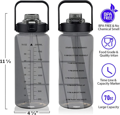 Botella de agua de medio galón con funda, botella de agua motivacional de 64 OZ y 2000ML con pajita y marcador de tiempo para beber