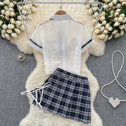 Adrette Sheer Sexy Anzüge Frauen Top + Plaid Mini Rock + Tangas Mode Koreanische Cosplay Drei Stücke Sets Wanita