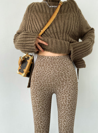 Leggings de ante y felpa con estampado de leopardo de nueve puntos