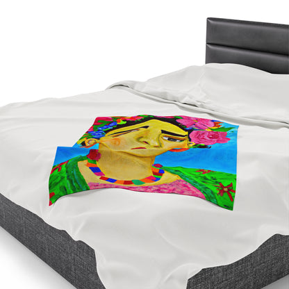 "Fierce and Free: Un tributo a las mujeres mexicanas inspirado en Frida Kahlo" - The Alien Velveteen Plush Blanket