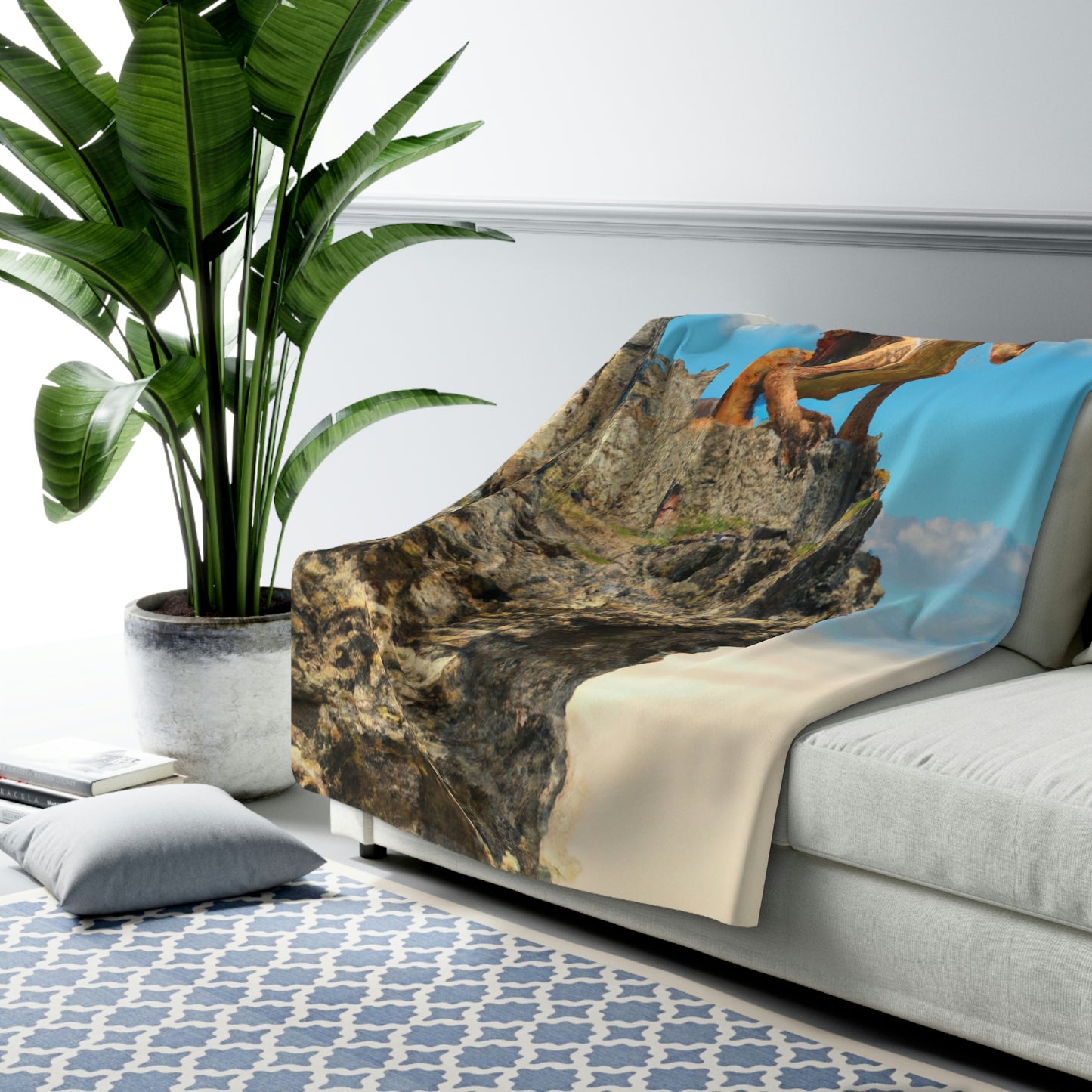 "Dragon Throne of ancients" - The Alien Sherpa Fleece Blanket