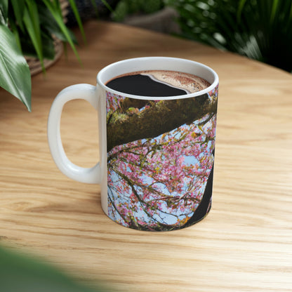 "A Blossoming Reflection" - The Alien Taza de cerámica 11 oz