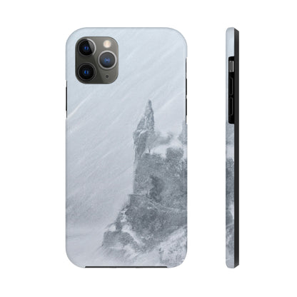 Das verlorene Schloss im Schneesturm. - Die Alien Tough Phone Cases