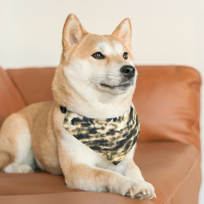 "Un reflejo de Celestial Mirage". - El collar de bandana para mascota alienígena