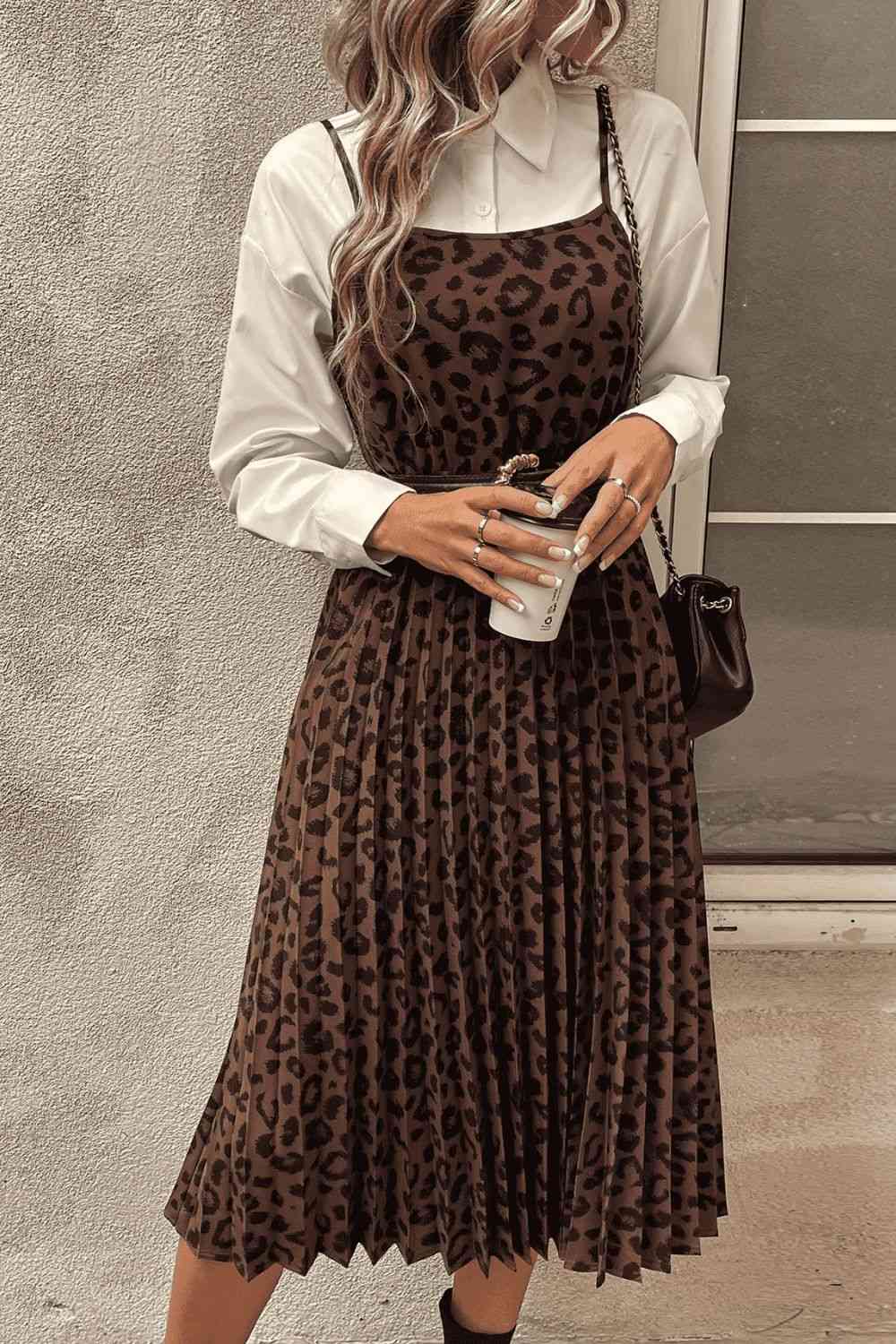 Midikleid mit Leopardenmuster, Spaghettiträgern und geradem Ausschnitt