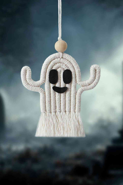 Llavero de macramé con forma de fantasma y flecos de cuentas de madera