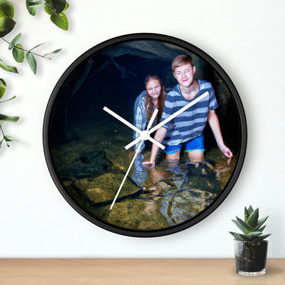 Treasure Hunters in the Deep. - The Alien Wall Clock