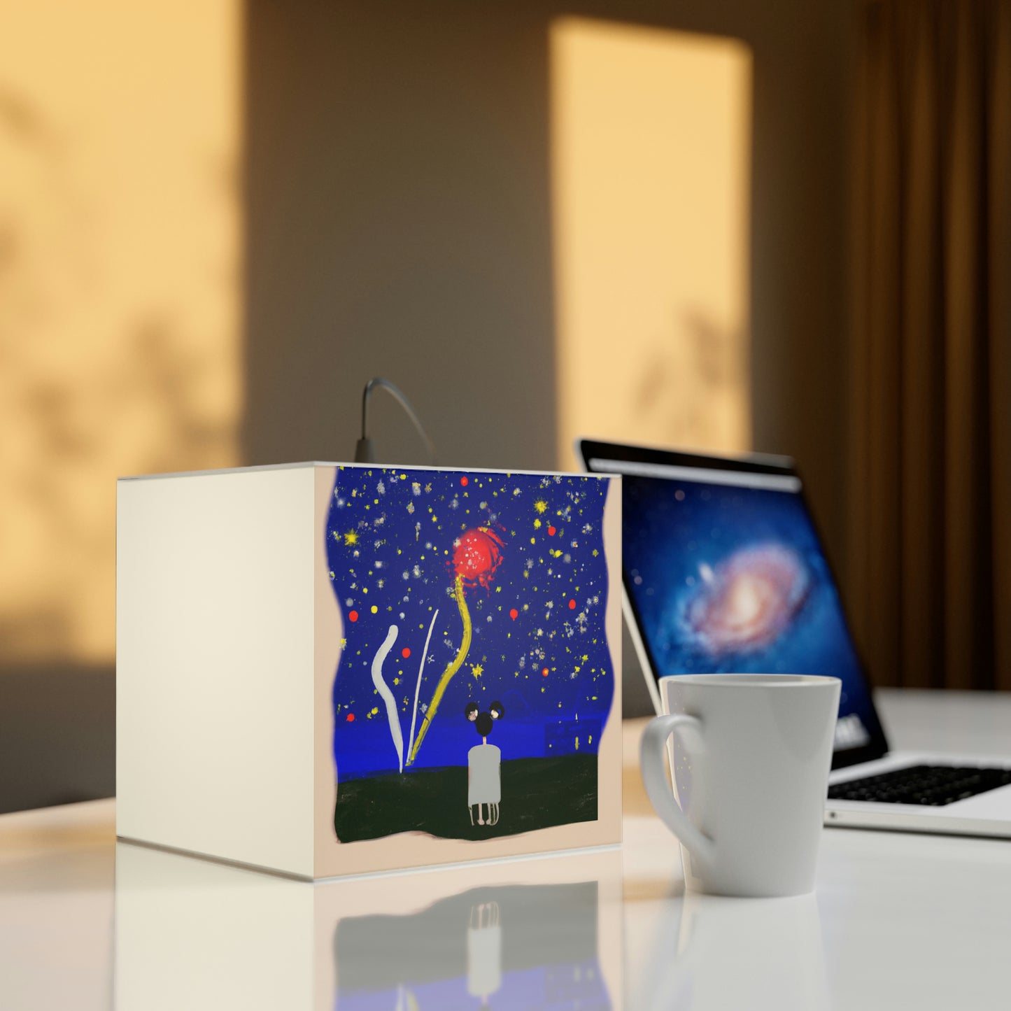 „A Spark of Solitude“ – Die Alien Light Cube Lampe