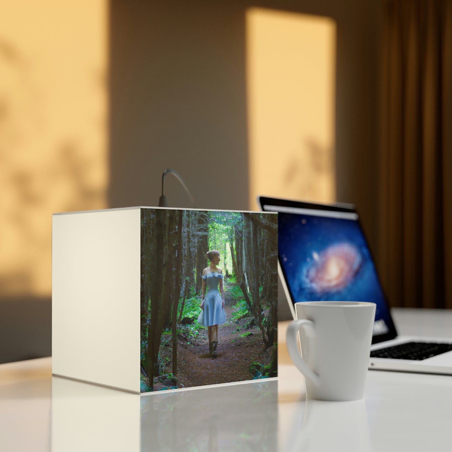 Geschichten aus dem Zauberwald - Die Alien Light Cube Lampe