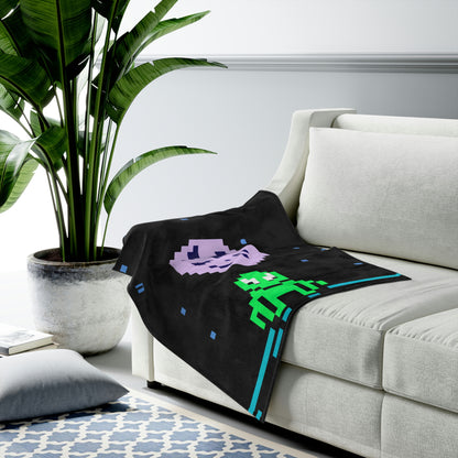 "Lonely Witness of the Night Sky" - The Alien Velveteen Plush Blanket Pixel Art