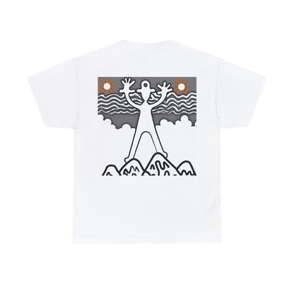 Der mystische Nebel des Berges – Das Alien-T-Shirt