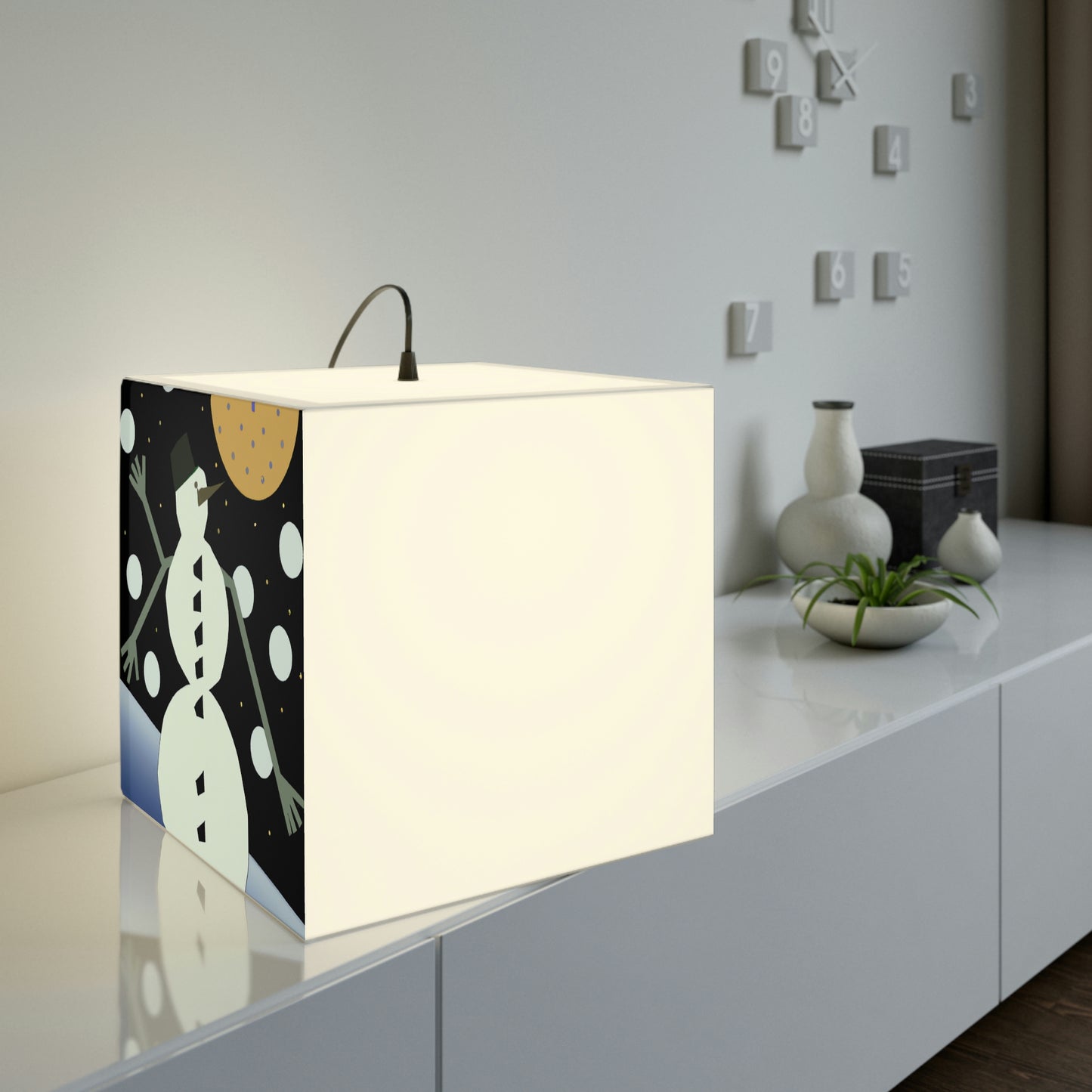 "A Winter Night's Wish" - The Alien Light Cube Lamp