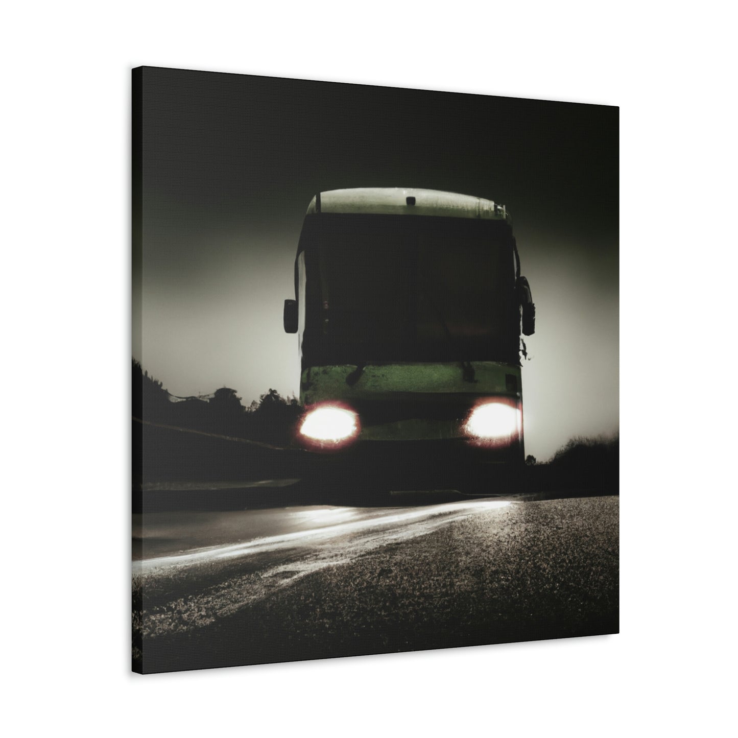 "Spuk um Mitternacht im Bus" - The Alien Canva