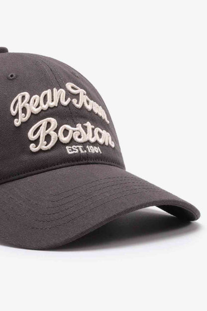 Gorra de béisbol ajustable con gráfico bordado