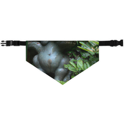 "Guardian of the Secret Garden" - Das Alien Pet Bandana Halsband