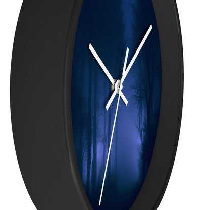 "Lost in the Moonlight Woods" - El reloj de pared alienígena