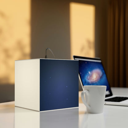 "Heavenly Glow" - Die Alien Light Cube Lampe