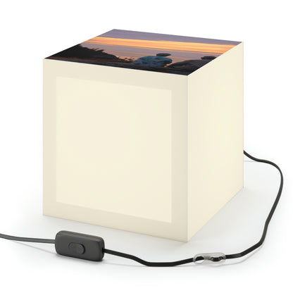 "Embracing the Evening" - The Alien Light Cube Lamp