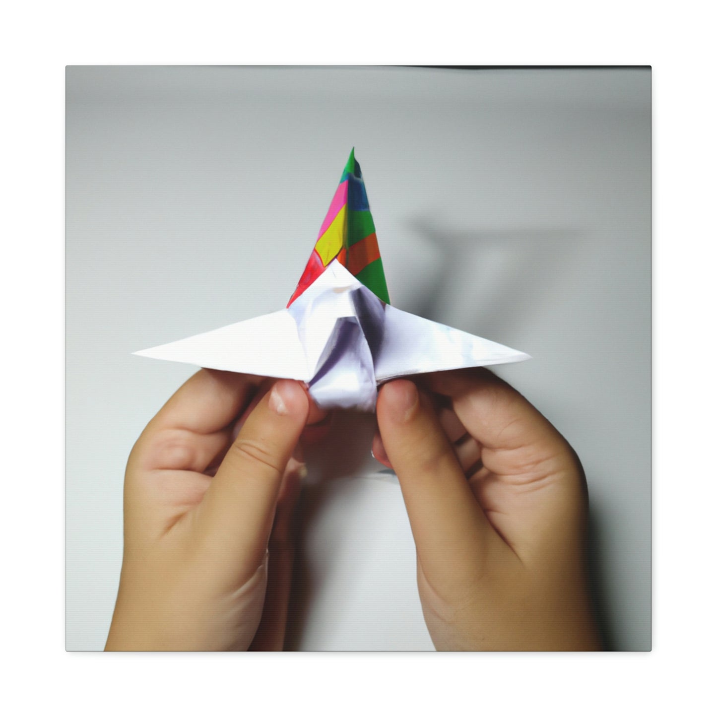 "Creaciones encubiertas: elaborando un mensaje secreto con origami" - The Alien Canva