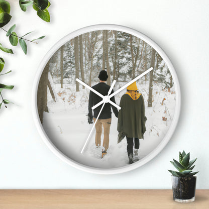 "Cuento de hadas en la nieve" - ​​El reloj de pared alienígena