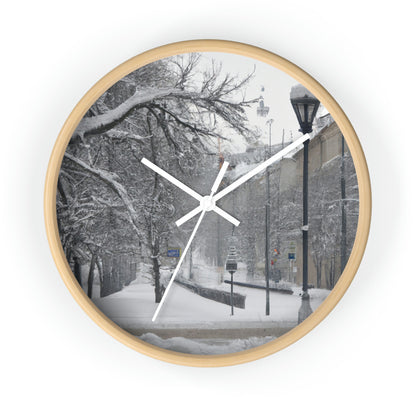 "Stark Solitude" - The Alien Wall Clock