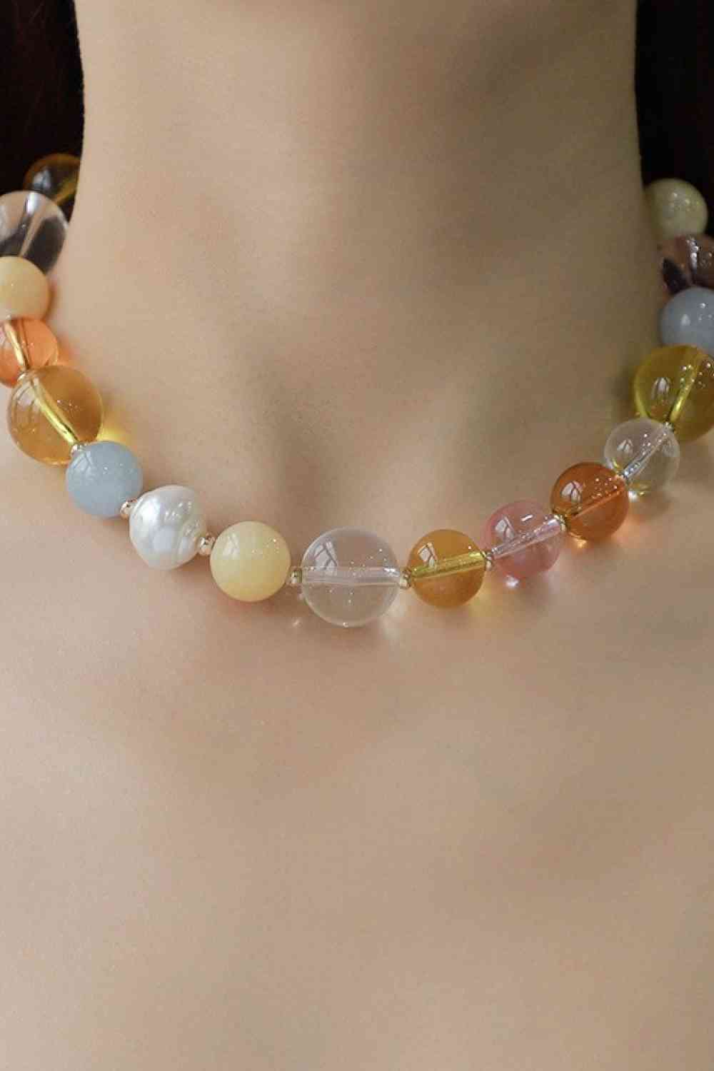 Mehrfarbige Perlenkette