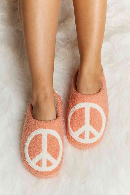 Plüsch-Slipper mit Melody-Print