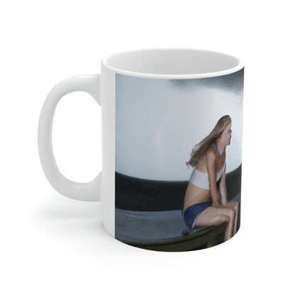 "Perilous Pose" - The Alien Ceramic Mug 11 oz