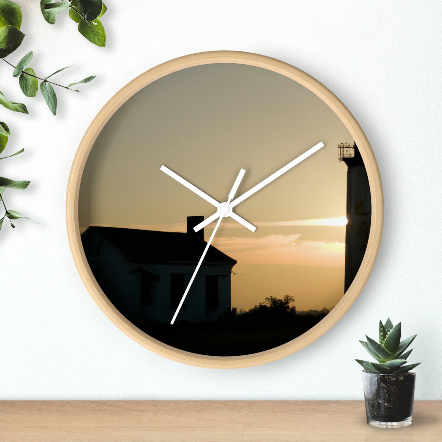 "Luz de la mañana" - El reloj de pared alienígena