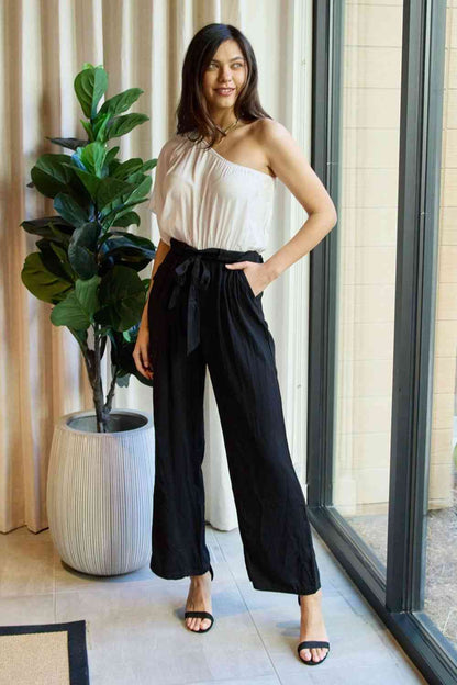 Dress Day One-Shoulder Jumpsuit in White/Black