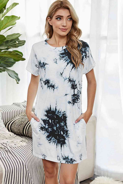 Batik-T-Shirt-Kleid mit Rundhalsausschnitt und Taschen