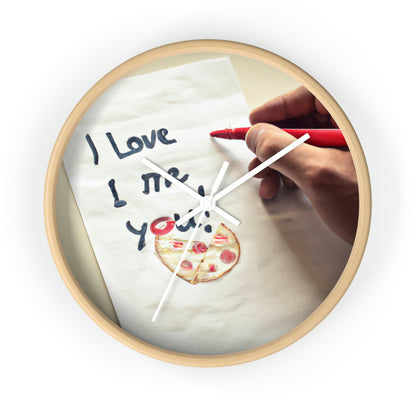 "Una carta de amor amante de la pizza" - El reloj de pared alienígena